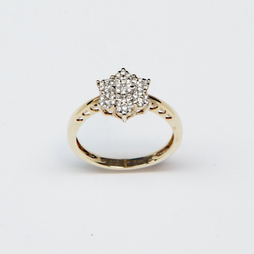 9ct Gold Diamond Ring